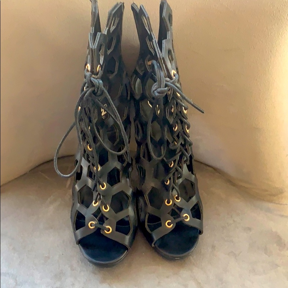 Black Honeycomb Heeled Booties